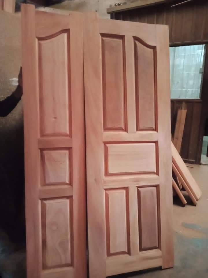 Mahogany solid Door 01