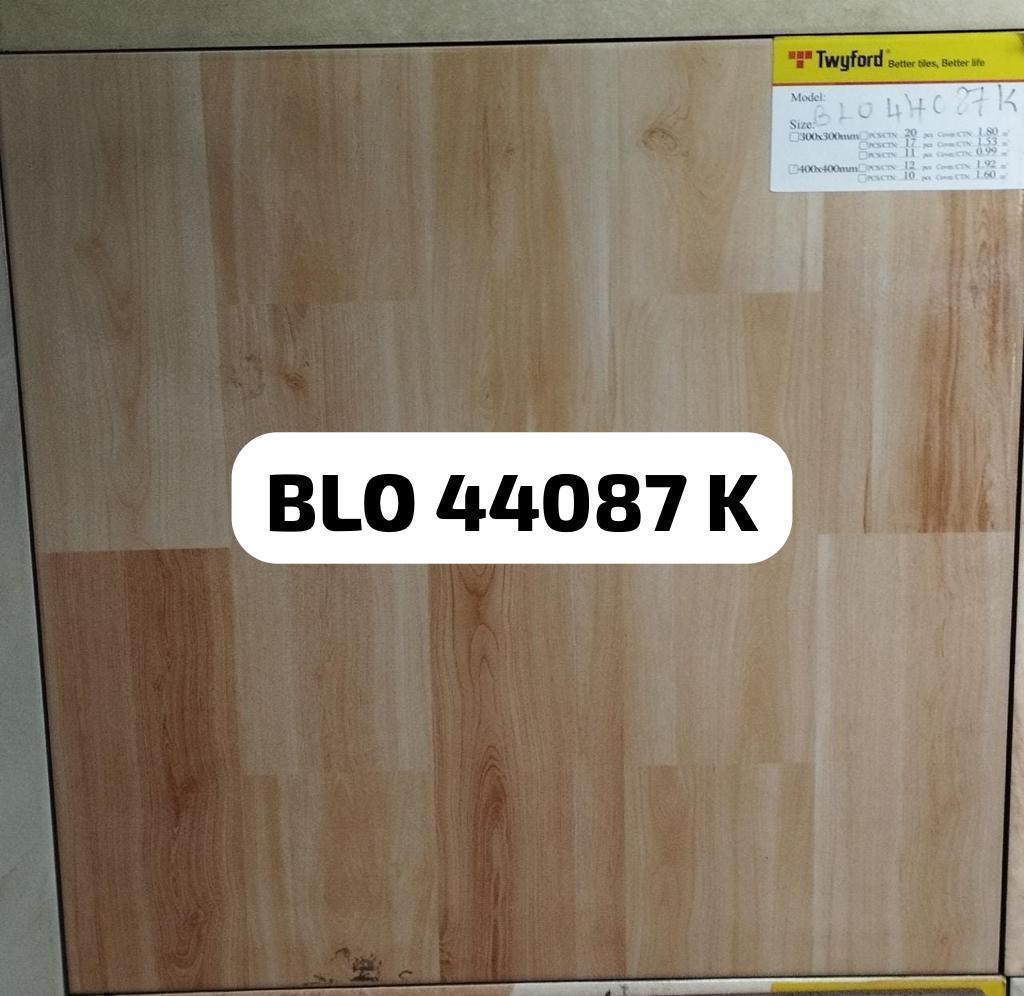 TwyFord BLO 44087 K Glossy Tiles (40x40)cm 12pcs Per Carton 1.92sqmtr floor Coverage